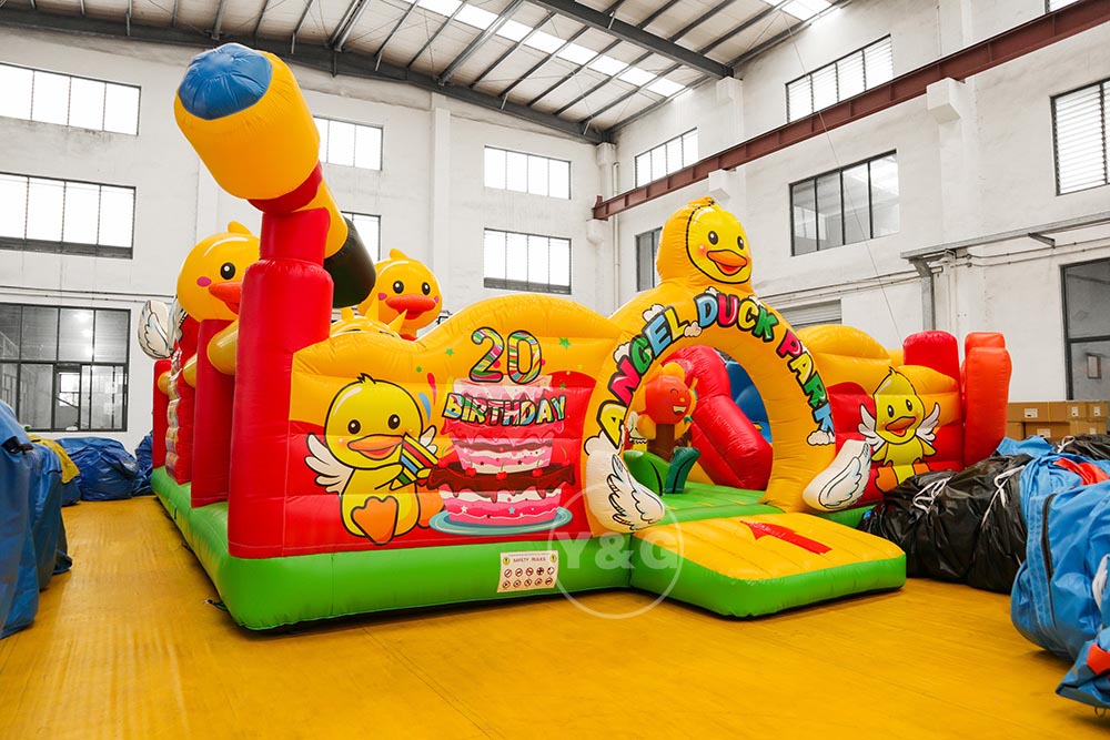 Cute duck inflatable playgroundGI017