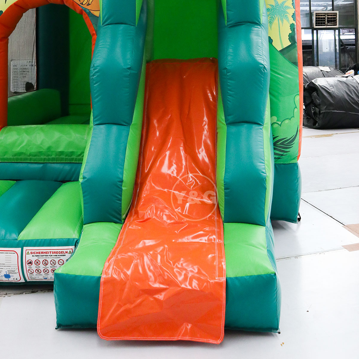 Fun Dinosaur Inflatable Bounce HouseYG-133